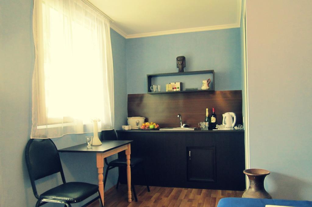 The Kiwi House Hotel Lagodekhi Room photo