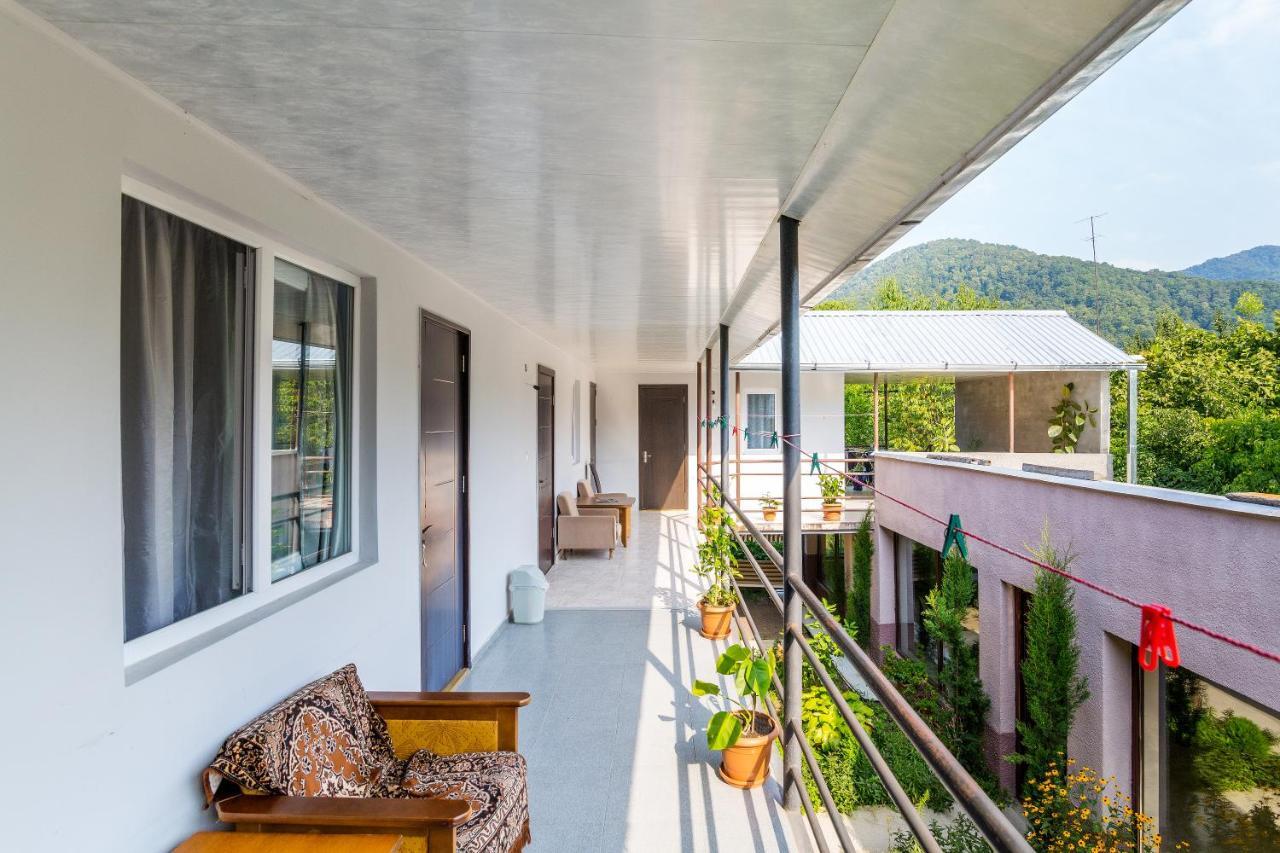 The Kiwi House Hotel Lagodekhi Exterior photo